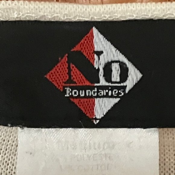 Pair of Spring Sweaters . Size Medium - Picture 5 of 8